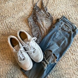BUNDLE DEAL Jeans + Bodysuit